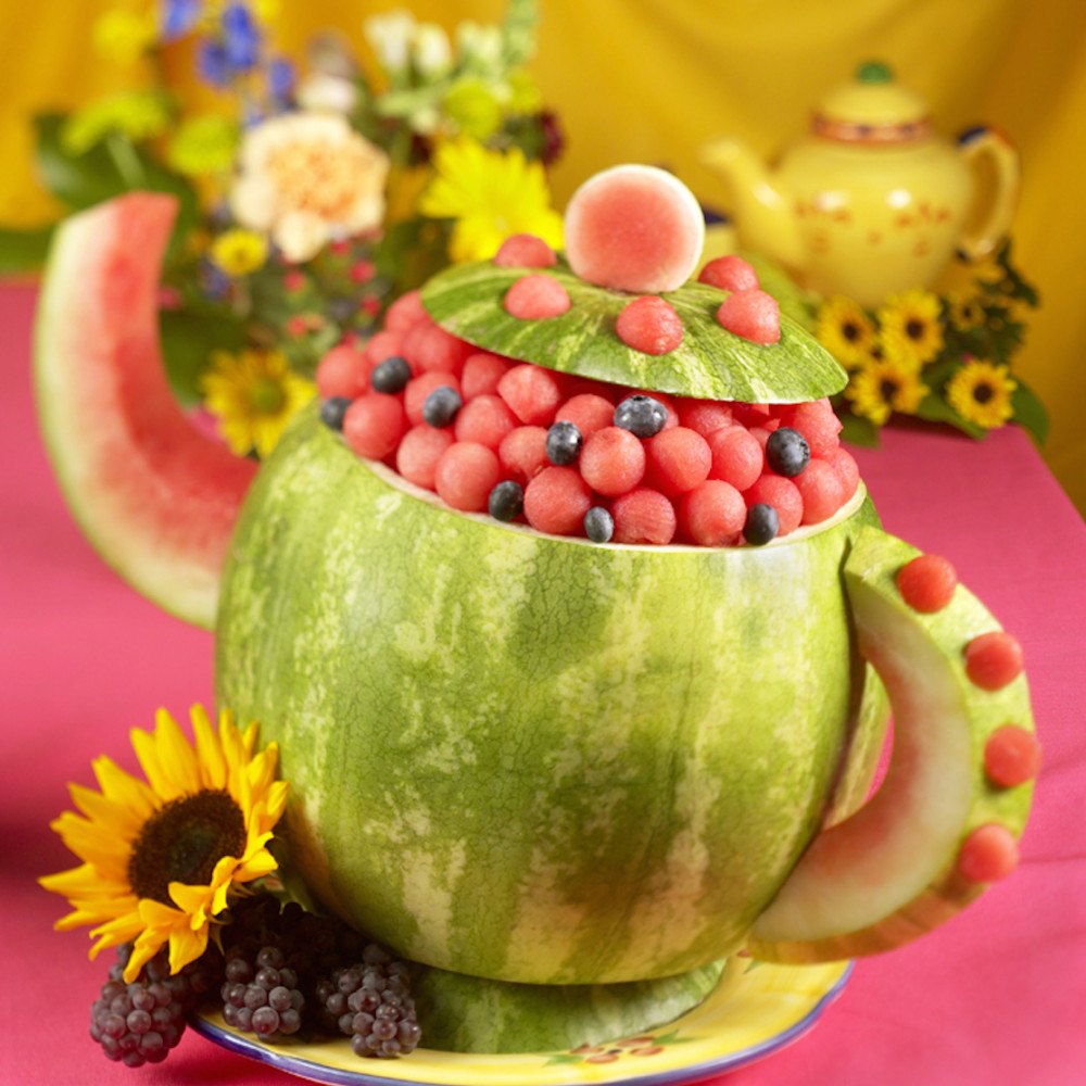 Watermelon teapot carving