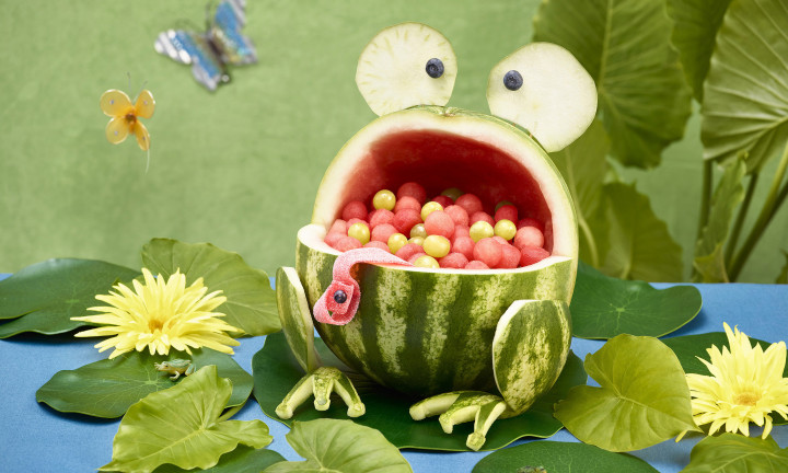 Watermelon frog carving with lily pads