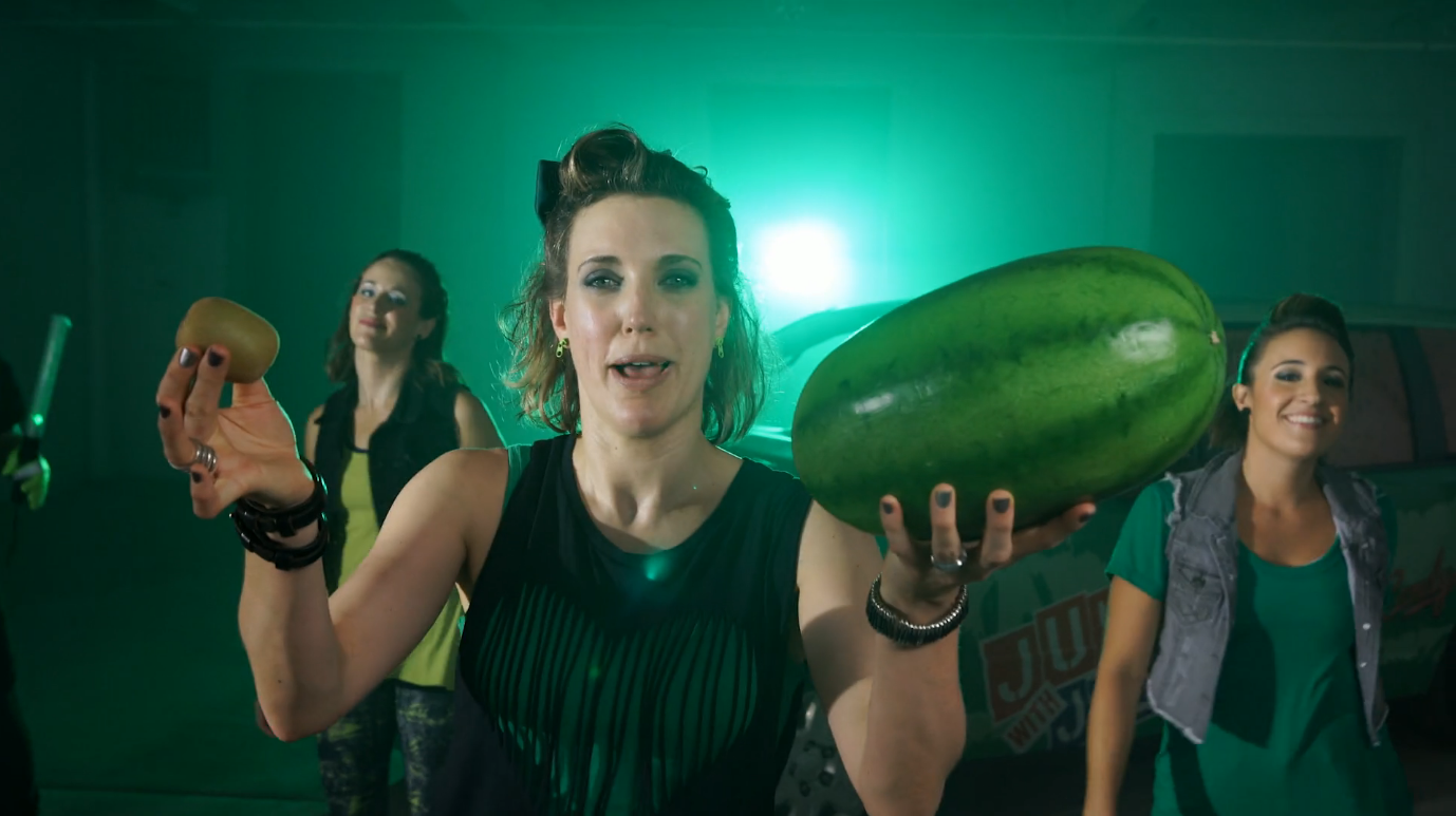 sweet beat jump with jill in a green lit room